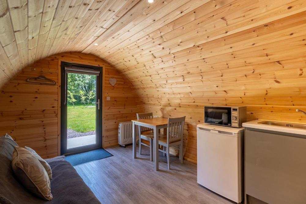 Mount Hillary Holiday Pods Cork Luaran gambar