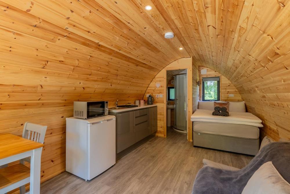 Mount Hillary Holiday Pods Cork Luaran gambar